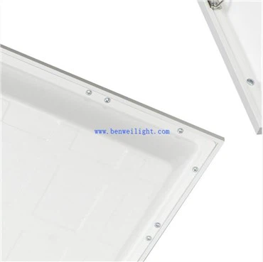 LED panelové světlo s vysokým světelným tokem 120 LM na watt