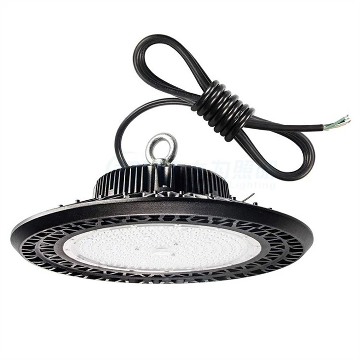 LED osvětlení skladu