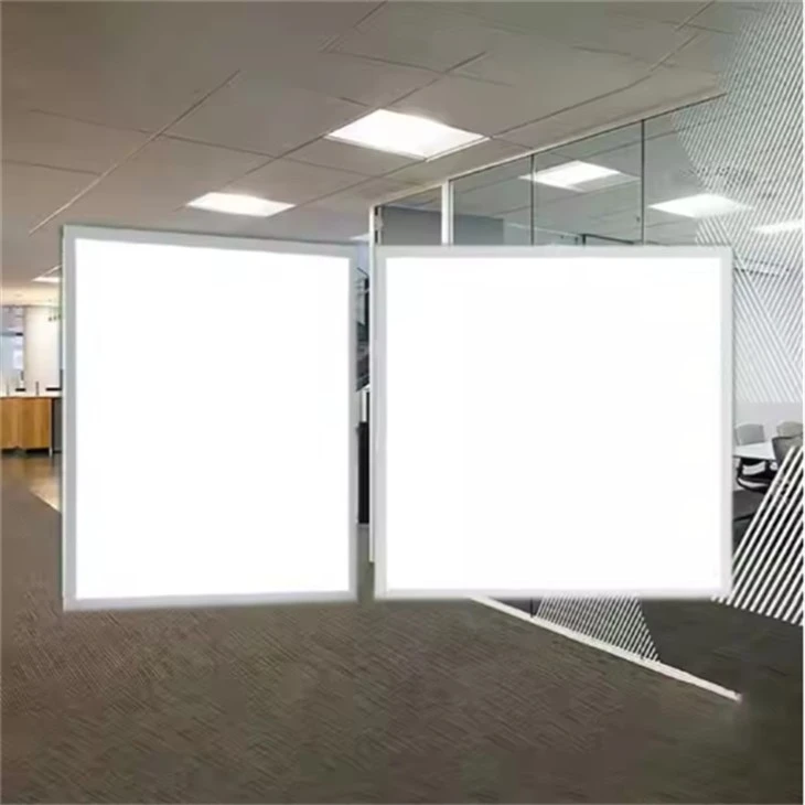 Zapuštěná stropní LED panelová svítidla
